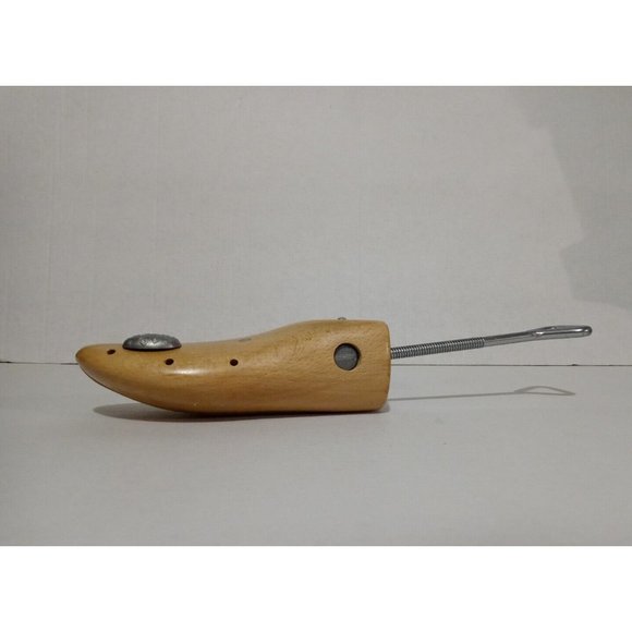 MoneysWorth & Best Professional  Shoe Stretcher  Men's  Med  Shoe Size 8.5-10 - Picture 10 of 11